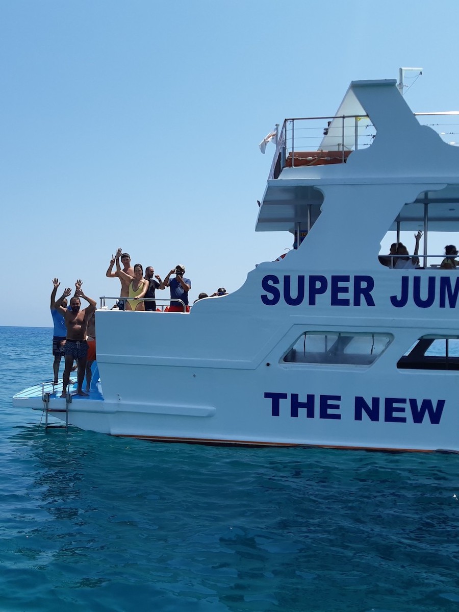 Super-Jumbo-Slide-18-Paphos-St.-Raphael-Real-Glass-Bottom-Boat-steps